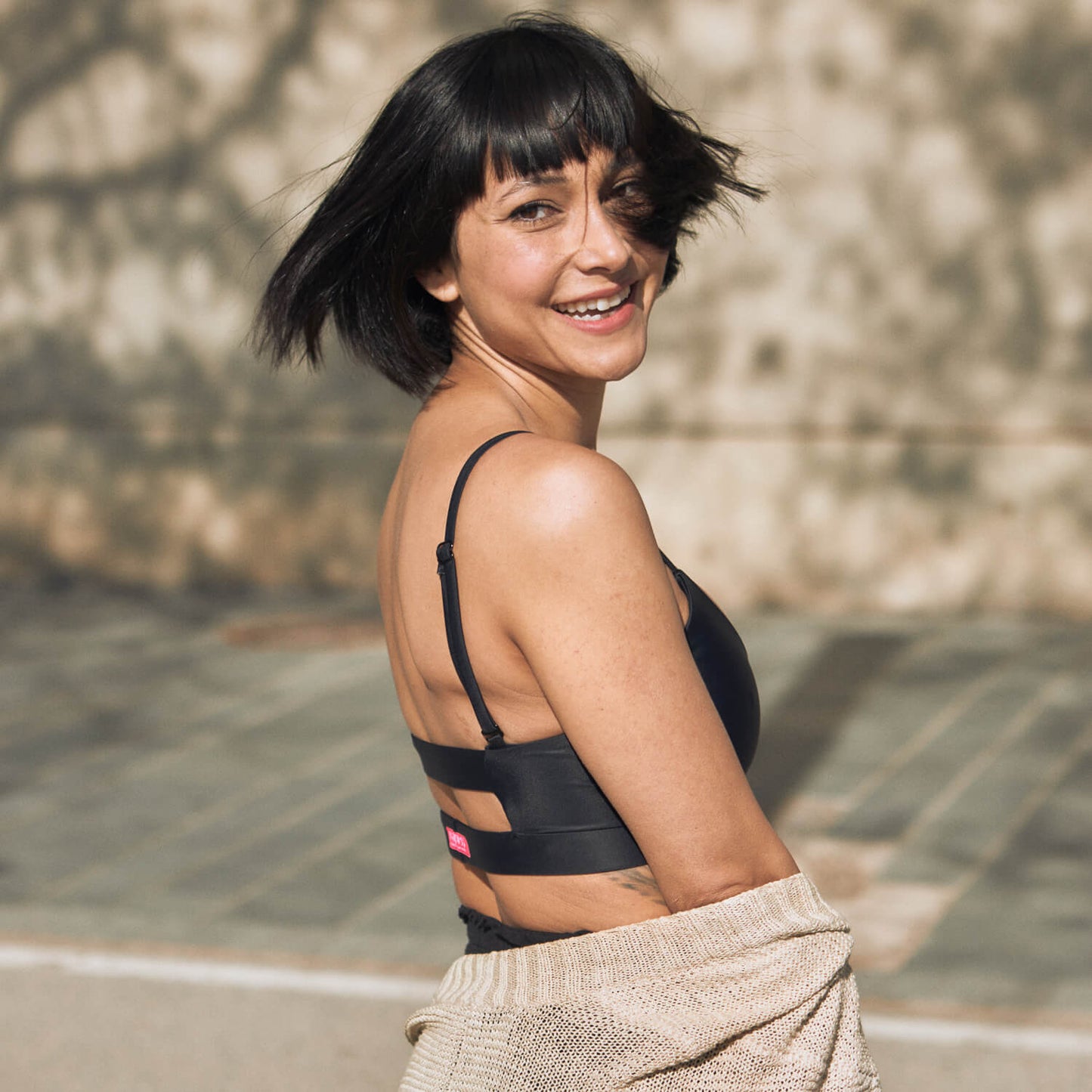 Nero Black Artemis Sports Bra in ECONYL®